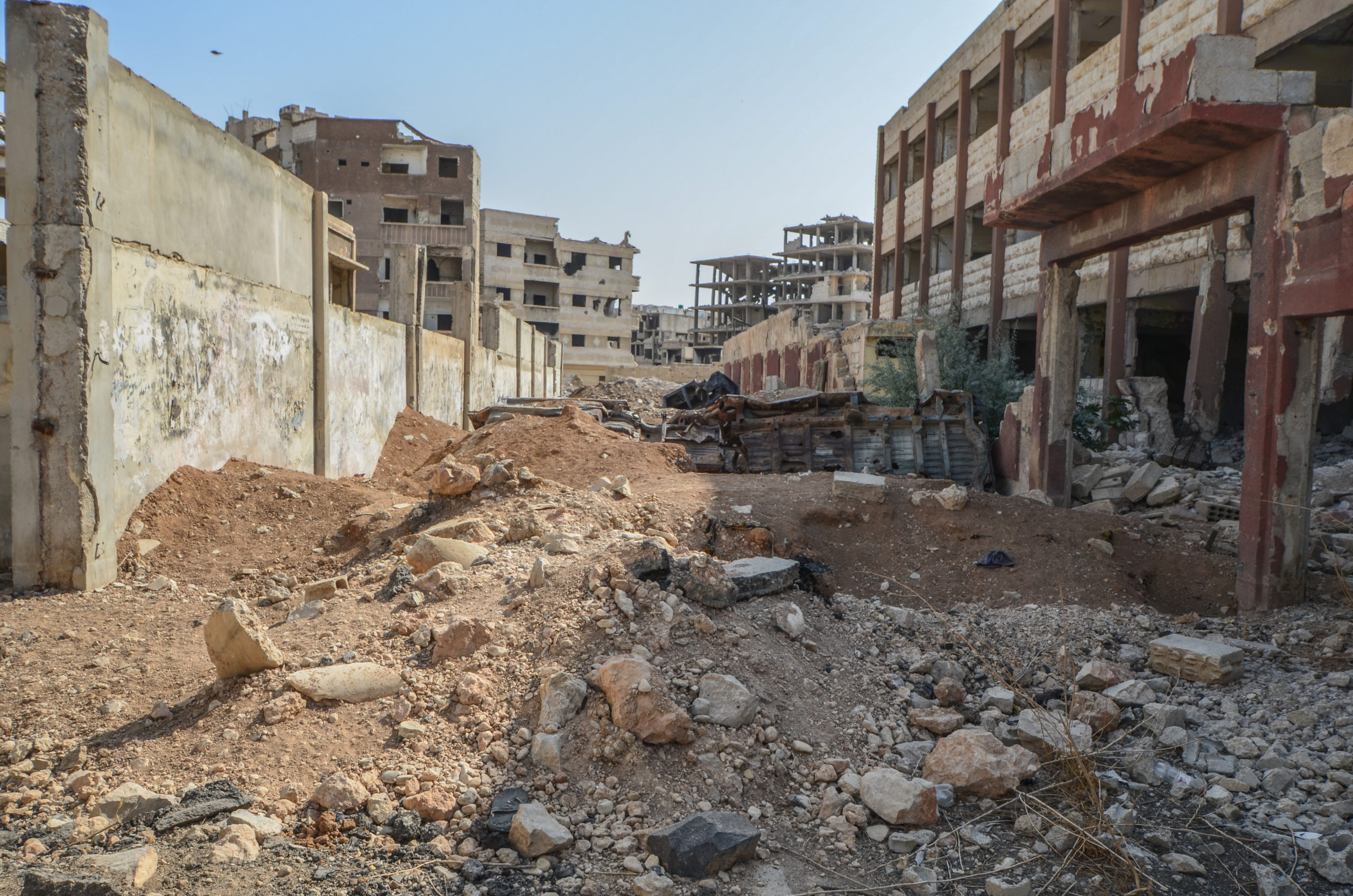 Former frontline between Aknaf Beit al-Makdis and the Islamic State, between Al-Ezz bin Abdul Salam and Kafr Sabat schools, Yarmouk, April-June 2025.